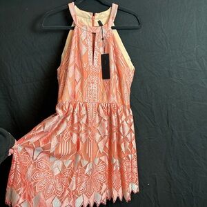 BCBGMaxazria Size 6 Coral and White A line dress with tan interior